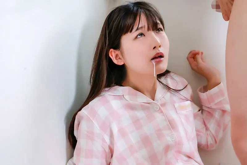Anh trai ghen khi tình nhân có cô bạn gái nên luôn bắt em ấy làm tình