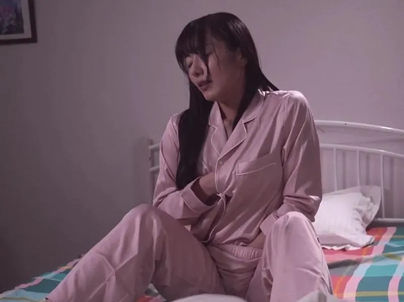 Thủ dâm hàng đêm vì ông chồng bỏ bê, vợ yêu quyết định tìm đến ứng dụng hèn hò